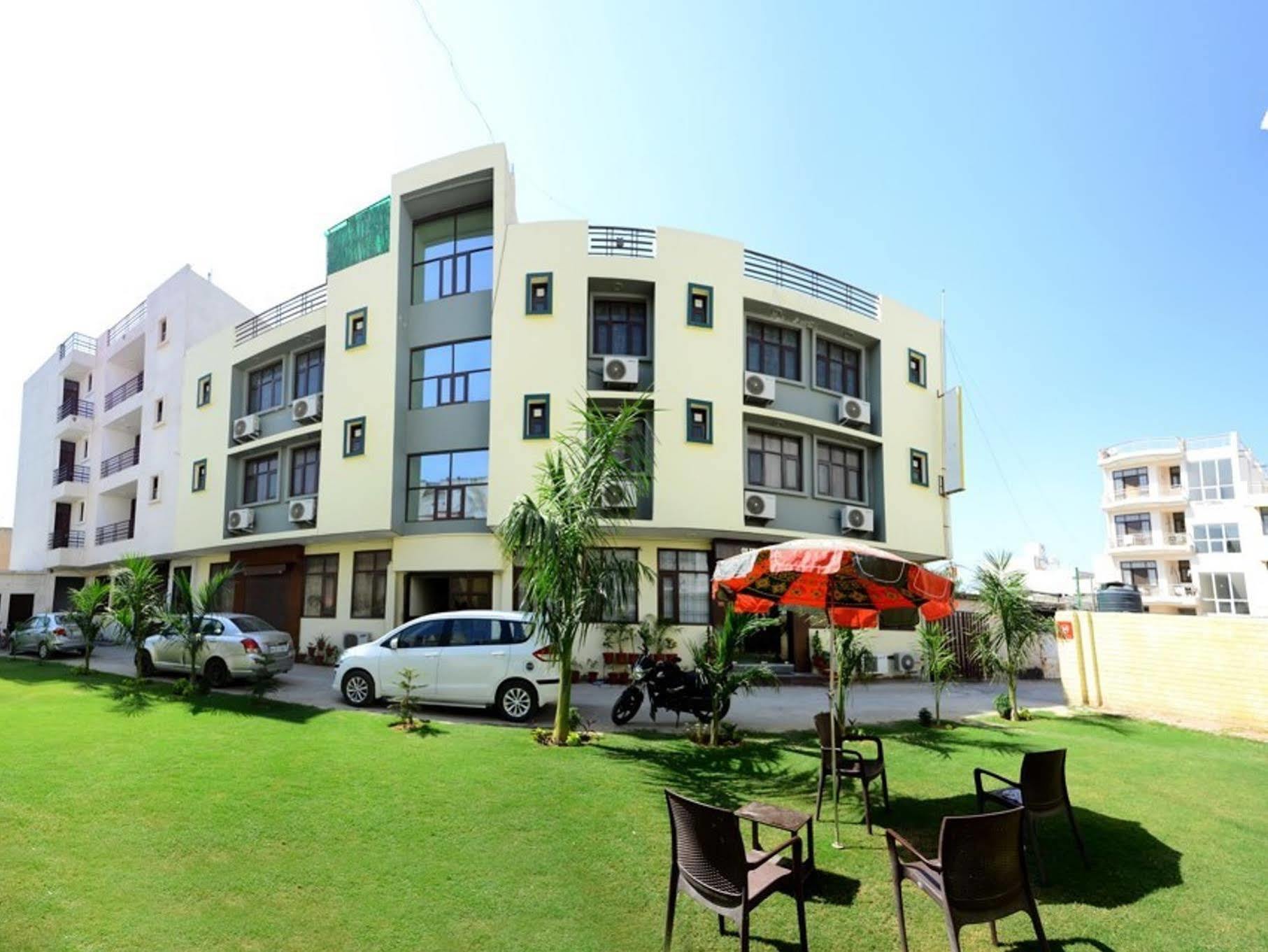Hotel Olive & Blue - Govt Approved Hotel Near Delhi Airport New Delhi Extérieur photo